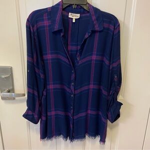 Button Down Blouse with 3/4 length Button up Sleeves Frayed Hem